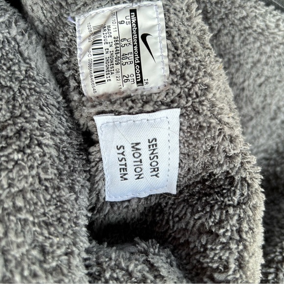 Nike suede slouch boots backside zipper, lined sensory motion system Sz 9 black - Picture 4 of 5